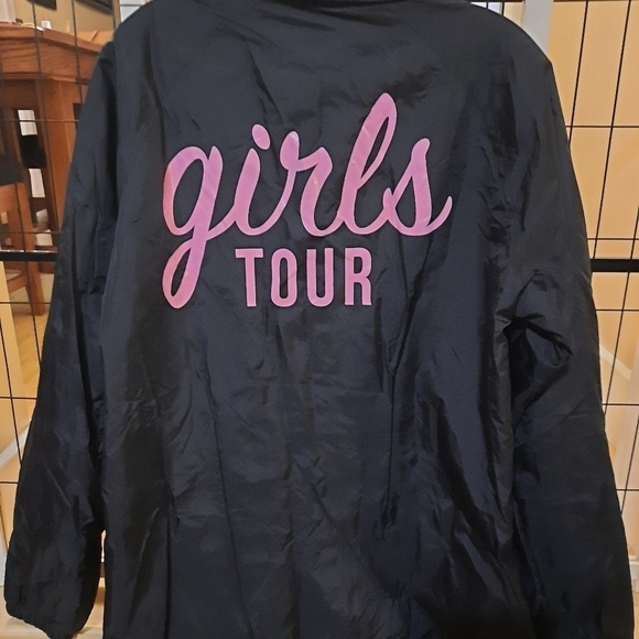 Jacks Jackets & Blazers - JACK's Women's Windbreaker